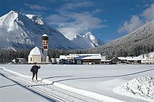 Winterurlaub auf dem Bauernhof, Mieminger Plateau, Tirol, Österreich